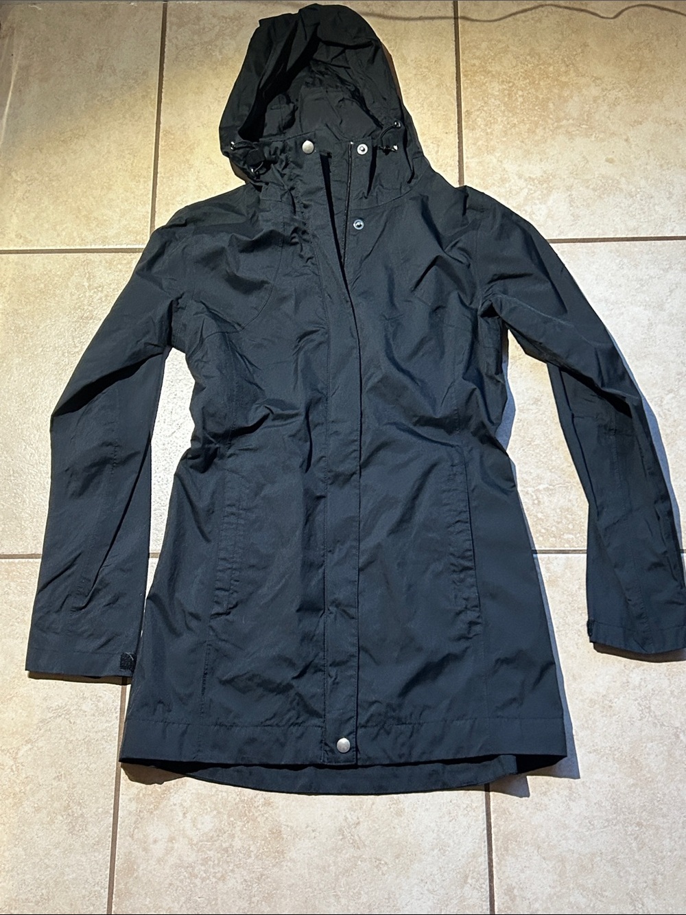 Columbia Black Hooded rain jacket
